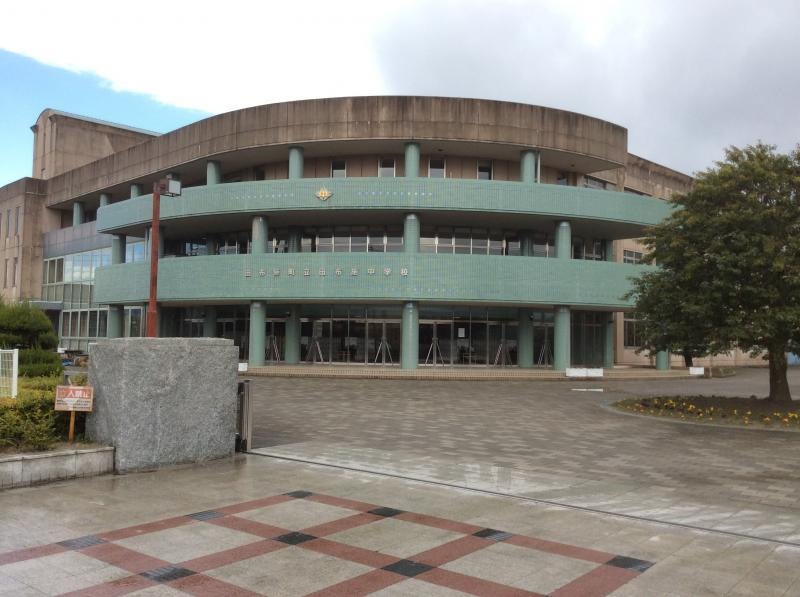 田布施町立 田布施中学校です。