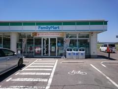 ファミリーマート 大郷山崎店