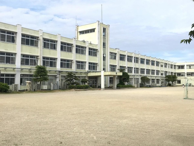 長太ノ浦保育園 制服 女の子