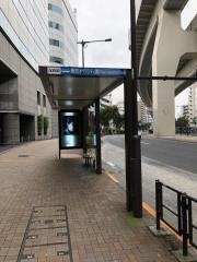 「東京オペラシティ南」バス停留所