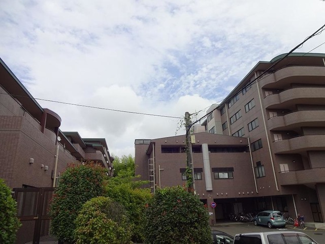 中銀ライフケア横浜希望ヶ丘 施設外観