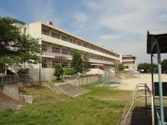 三郷小学校