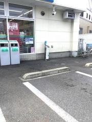 ファミリーマート　東狭山ケ丘一丁目店