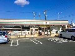 セブンイレブン　豊川牛久保町店
