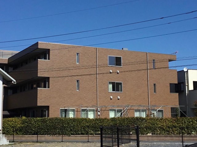 介護付き高齢者向け住宅えみあす二木成