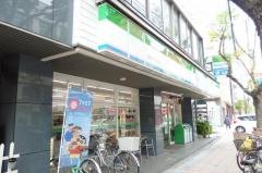 ファミリーマート　西宮枦塚町店