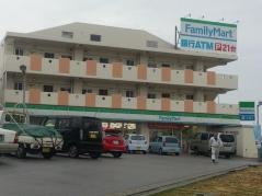 ファミリーマート　バイパス嘉数二丁目店