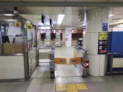 西梅田駅