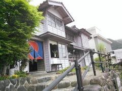 ろまん亭