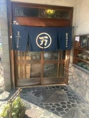 丸万本店
