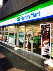 ファミリーマート　杉並阿佐谷中杉通り店
