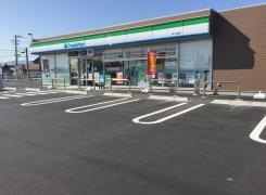 ファミリーマート　安八牧店