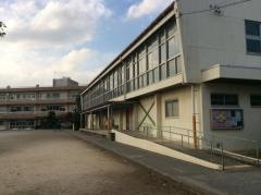 菁莪小学校