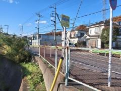 「宮下橋」バス停留所