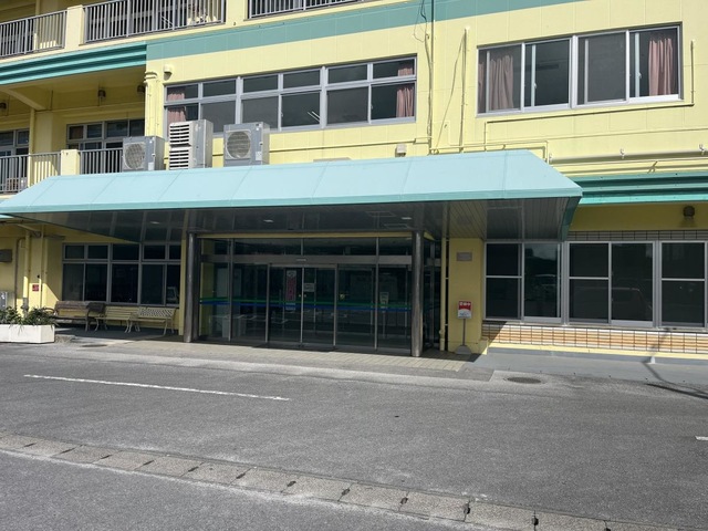 にしばる 施設外観