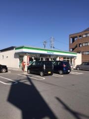 ファミリーマート　嬉野中川店