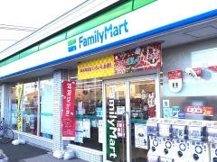 ファミリーマート　横浜上飯田店
