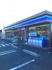 ローソン　大田久手町店