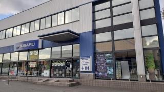 福岡スバル西港店