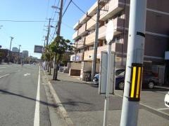 「ファミールハイツ」バス停留所