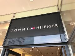 トミー　ヒルフィガー　ラゾーナ川崎プラザ店