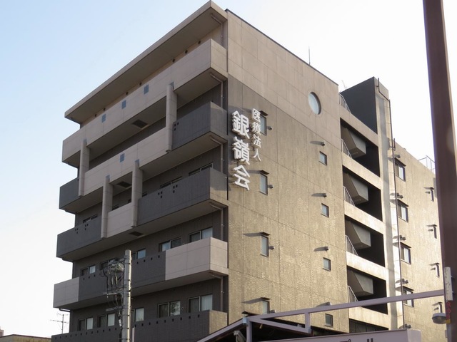介護ホーム大きな手 鶴見橋 建物全景