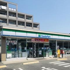 ファミリーマート　日進浅田町店