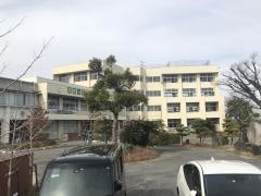 緑丘小学校
