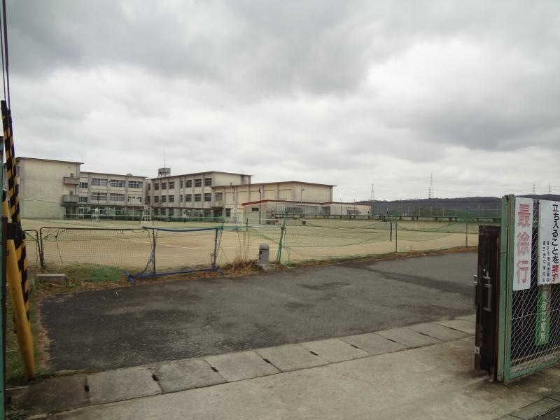 香芝西中学校