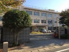 福岡市立吉塚中学校