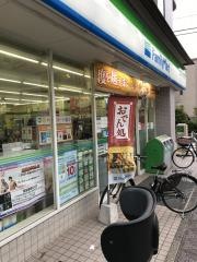 ファミリーマート　江東東砂店