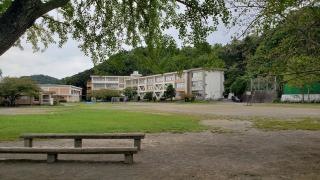 那古小学校