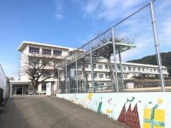 稲成小学校