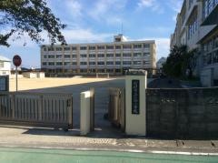 石垣小学校