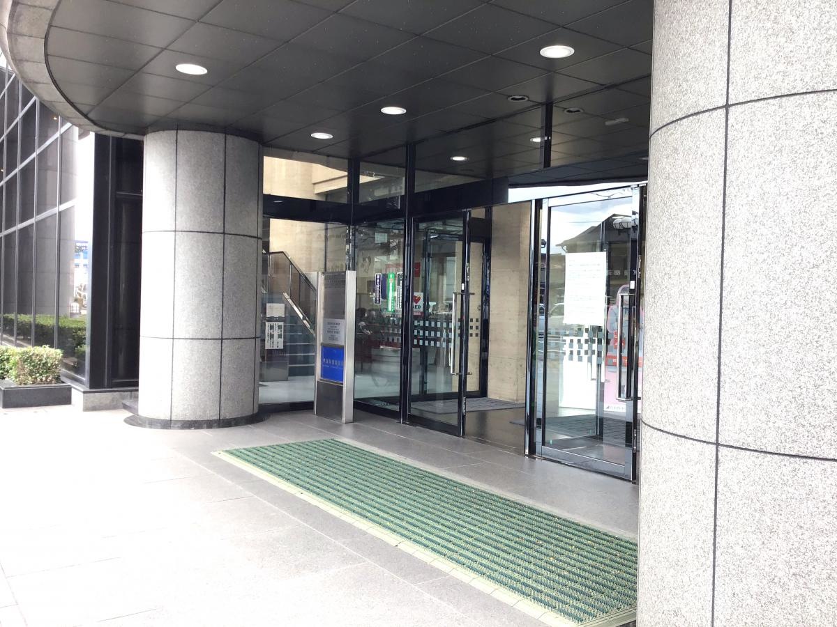 筑邦銀行十三部支店