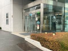 ウエインズトヨタ神奈川　狩場インター店