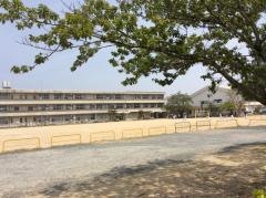 高平小学校