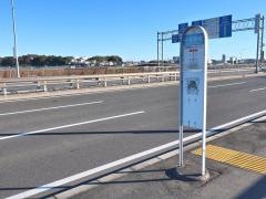 「小机新道」バス停留所