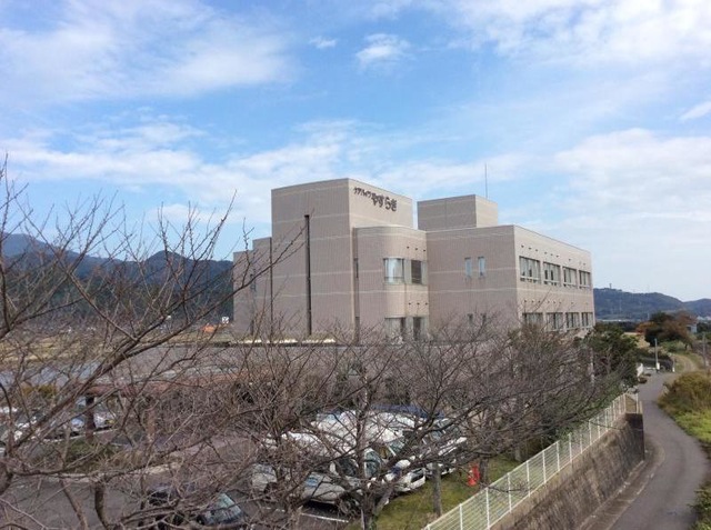 ケアハイツやすらぎ 建物全景