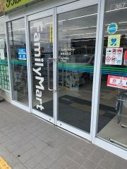 ファミリーマート　東神吉町店