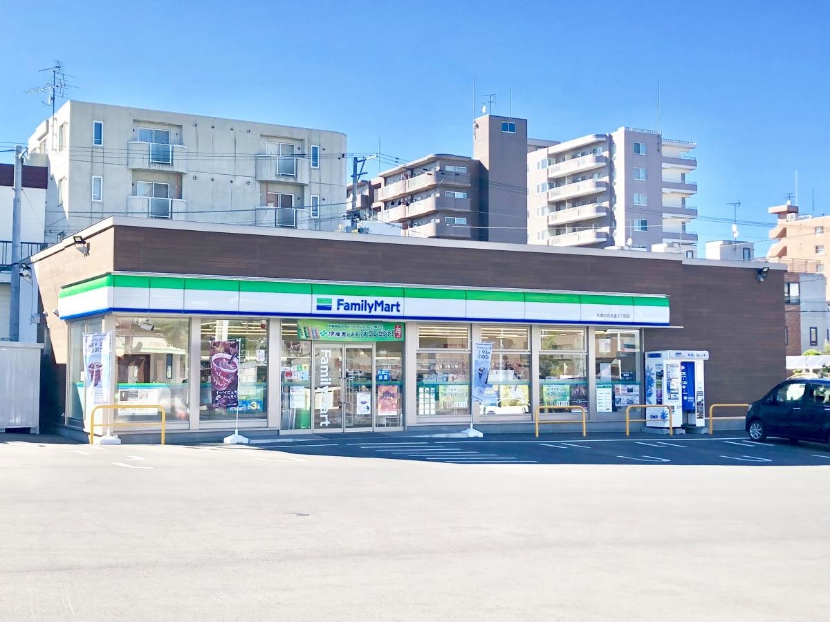 ファミリーマート 札幌白石本通3丁目店