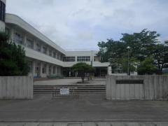 南郷小学校
