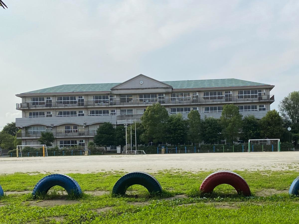 花田小学校