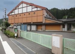 母子小学校
