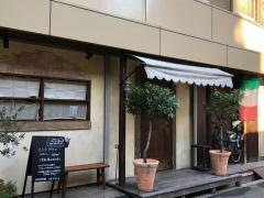 トラットリアコメラマンマ