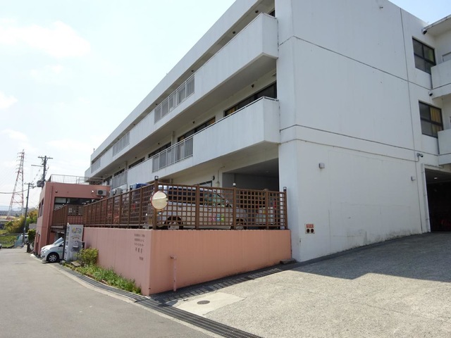 平尾荘