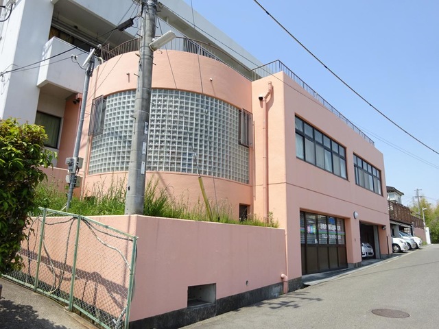 平尾荘