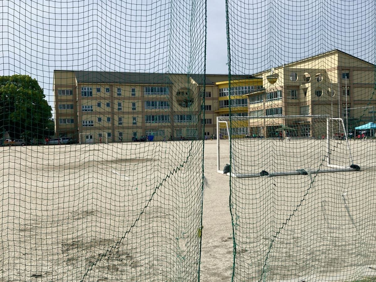綾瀬小学校