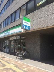 ファミリーマート　若草町店