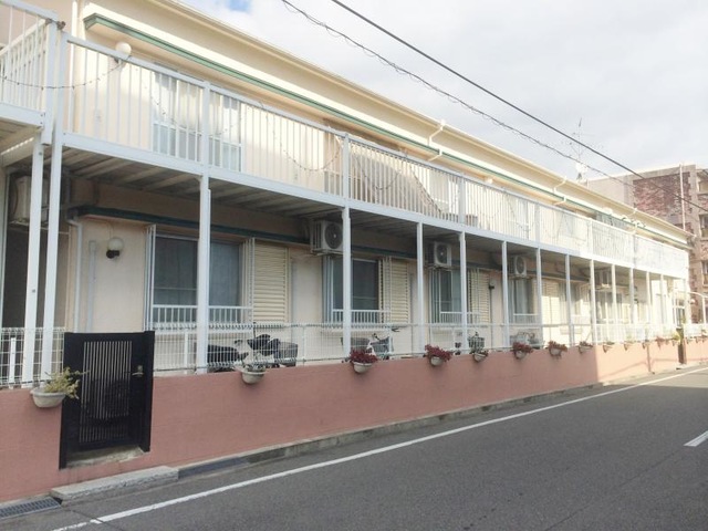 シニアケア塚口 施設外観